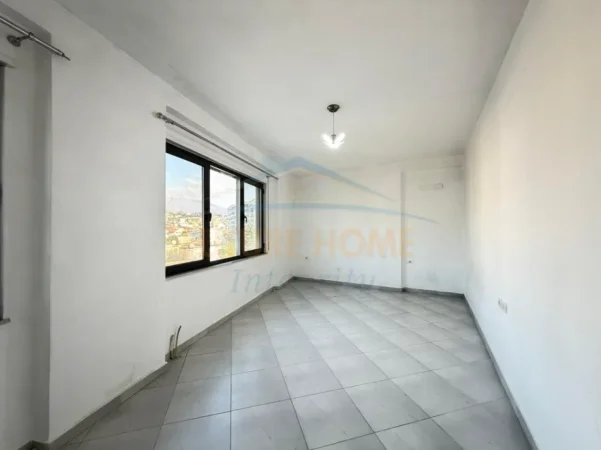 Tirane, shitet apartament 2+1 Kati 4, 106 m² 208.000 € 