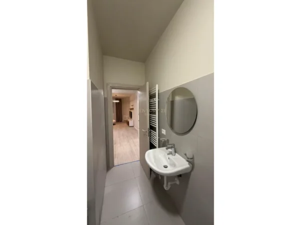 Tirane, jepet me qera apartament 1+1+Ballkon Kati 2, 62 m² 580 € (RIVER RESIDENCE!)