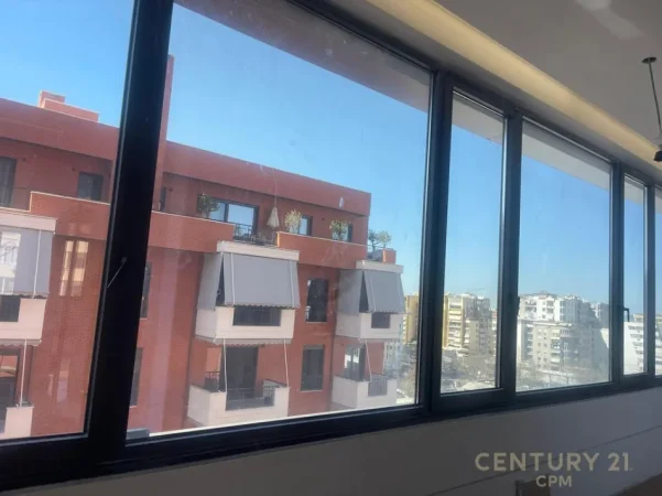 Shqiperi, jepet me qera zyre Kati 8, 600 m² 3.100.000 € (DELIJORGJI)