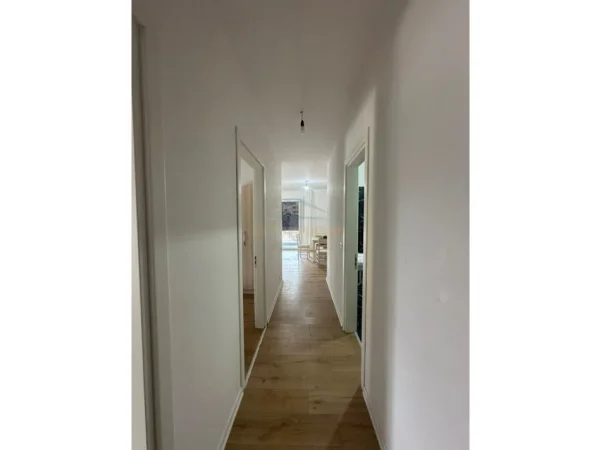 Tirane, jepet me qera apartament 2+1 Kati 2, 100 m² 625 € (Trio Tower, Don Bosko)