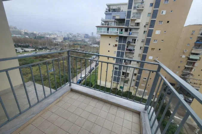 Tirane, jepet me qera apartament 1+1+Aneks+Ballkon Kati 6, 63 m² 450 € 