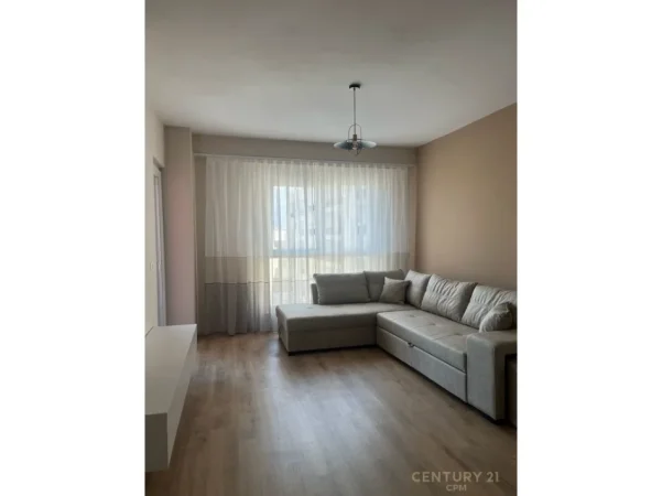 Tirane, jepet me qera apartament 1+1 Kati 7, 74 m² 620 € (laprake)