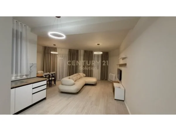 Tirane, jepet me qera apartament 1+1 Kati 2, 62 m² 580 € (unaza e re)