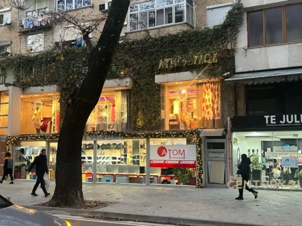 Tirane, shitet ambjent biznesi Kati 1, 177 m² (,yslum shyri)