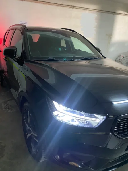 Tirane, shes SUV Volvo XC40 R-Design Nafte, e zeze automatik 171.580 km 24.900 €