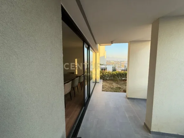 Tirane, jepet me qera apartament duplex 2+1+Aneks+Ballkon Kati 1, 129 m² 1.200 € 