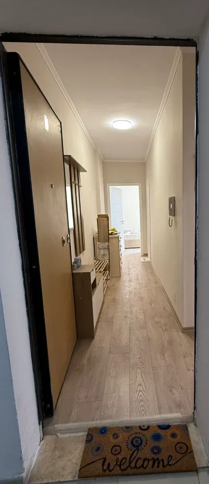 Tirane, jepet me qera apartament 1+1+Ballkon Kati 3, 470 € (Astir)