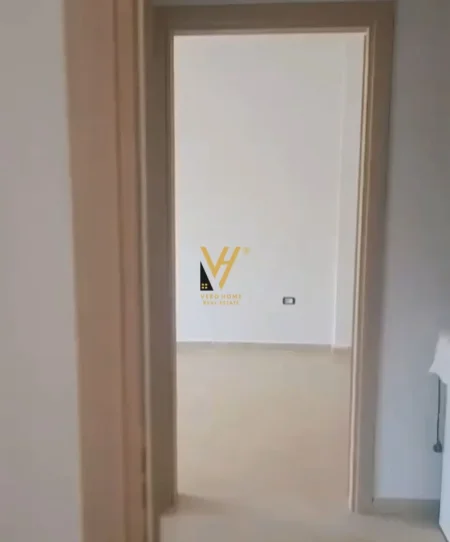 Tirane, shitet apartament 2+1+Ballkon Kati 2, 85 m² 130.000 € (FRESKU)