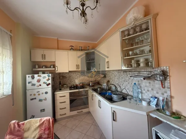 Durres, shitet apartament 2+1+Ballkon Kati 4, 106 m² 200.000 € (Vollga)