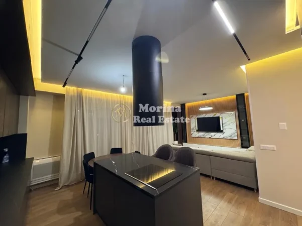 Tirane, jepet me qera apartament 2+1 Kati 3, 118 m² 1.200 € (Kopshti Botanik)