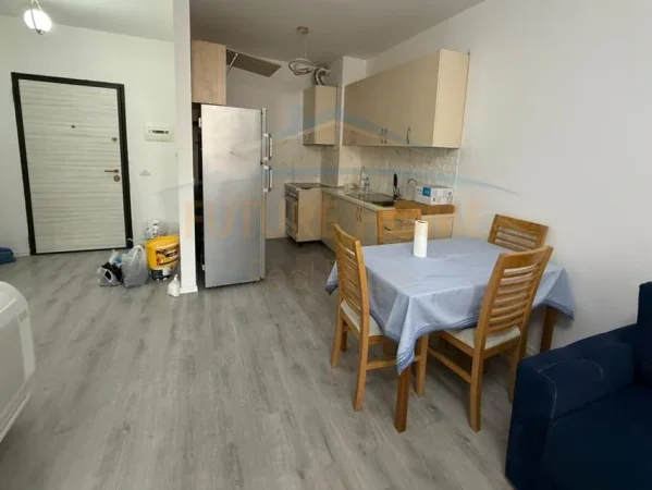 Qera, Apartament 1+1, ish Fusha e Aviacionit, Tiranë