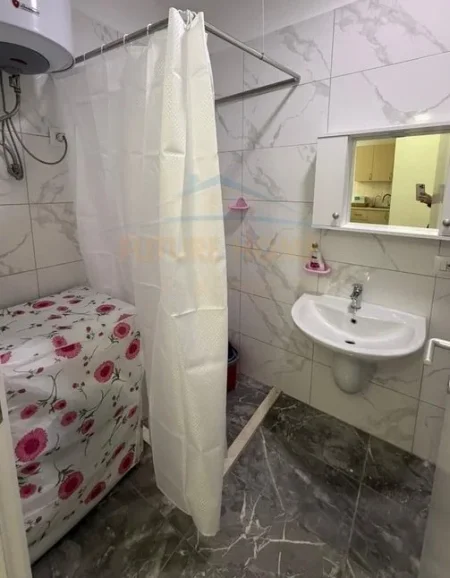 Qera, Apartament 1+1, ish Fusha e Aviacionit, Tiranë
