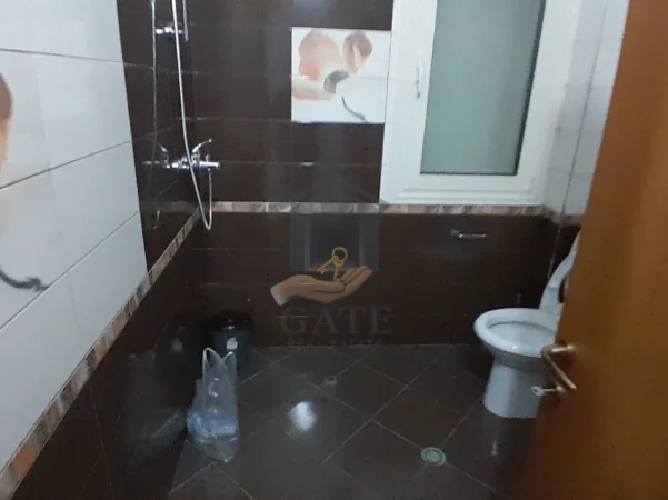 Durres, jepet me qera apartament 2+1 Kati 2, 80 m² 500 € (Kazazi)