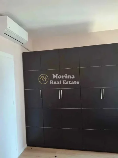 Tirane, jepet me qera apartament 2+1 Kati 4, 110 m² 700 € (Ish Fusha Aviacionit)