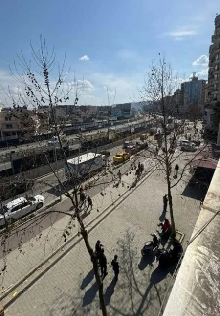 Qera, Ambient Komercial, Rruga Teodor Keko, Astir