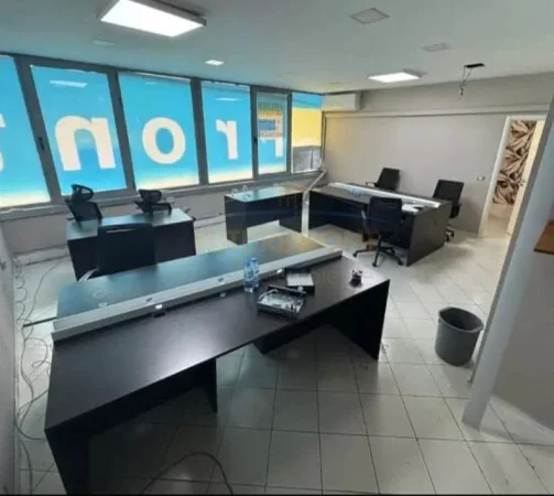 Qera, Ambient Komercial, Rruga Teodor Keko, Astir