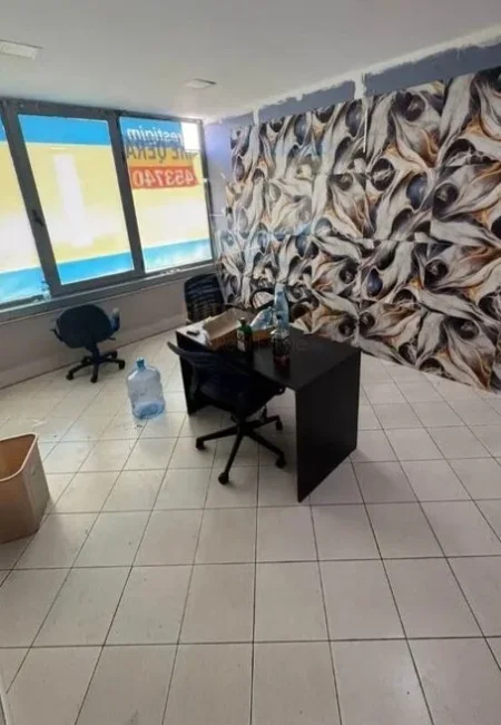 Qera, Ambient Komercial, Rruga Teodor Keko, Astir