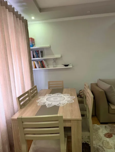 jepet me qera apartament 2+1 Kati 2, 99 m² 550 € (RRUGA DON BOSKO)
