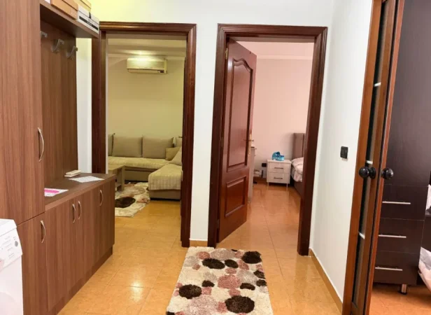 jepet me qera apartament 2+1 Kati 2, 99 m² 550 € (RRUGA DON BOSKO)