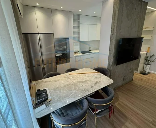 Qera, Apartament 2+1+2, Rruga e “Saraçeve”, Selvia