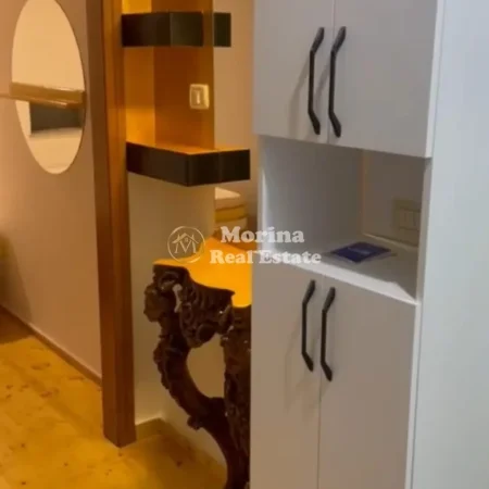 Tirane, jepet me qera apartament 2+1 Kati 1, 47 m² 450 € (Rruga e Dibres)