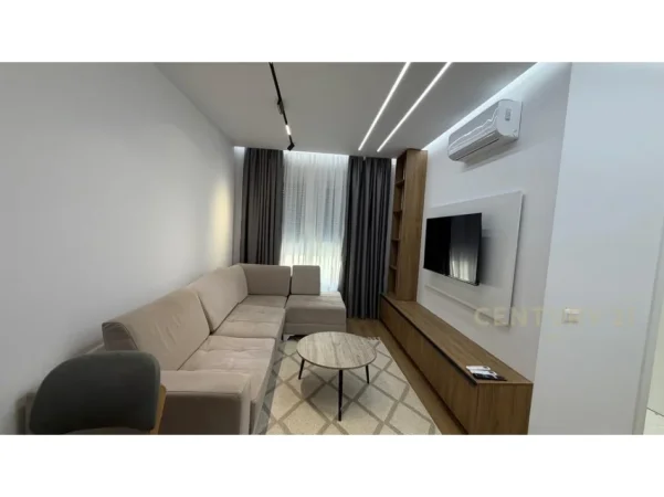 Tirane, jepet me qera apartament 2+1 Kati 7, 75 m² 600 € (Ali Demi)