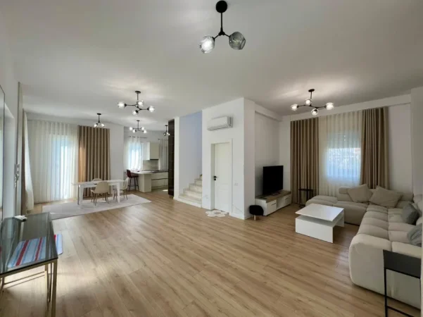 Shqiperi, jepet me qera Vile 4+1 Kati 3, 250 m² 2.500 € (Kompleksi Vilat Lule)