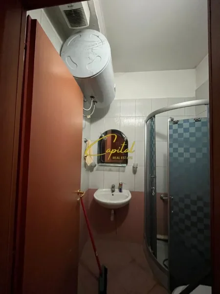 Tirane, shitet apartament 2+1 Kati 8, 118 m² 330.000 € (RRUGA E DIBRES)