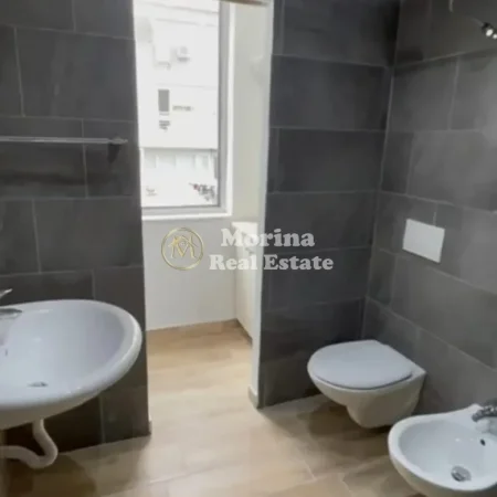 Tirane, jepet me qera apartament 2+1 Kati 5, 95 m² 600 € (Rruga e Kavajes)