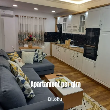 Tirane, jepet me qera apartament 1+1 Kati 4, 70 m² 650 € (Blloku)