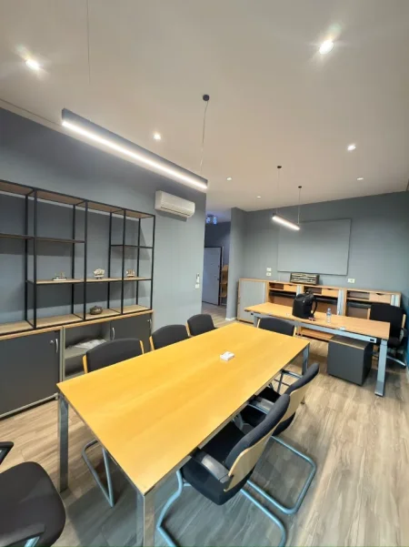 Tirane, jepet me qera zyre Kati 1, 70 m² 600 € (Future Home Residence)