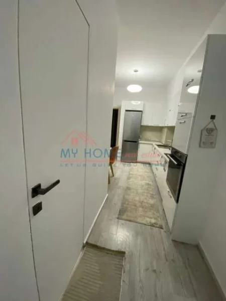 Tirane, jepet me qera apartament 2+1+Ballkon Kati 3, 85 m² 750 € (Rruga Qemal Stafa)