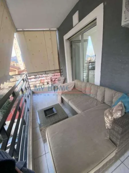 Tirane, jepet me qera apartament 2+1+Ballkon Kati 3, 85 m² 750 € (Rruga Qemal Stafa)