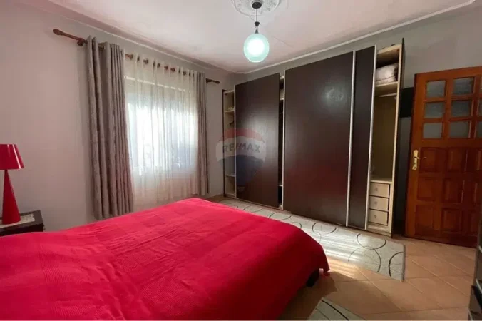Tirane, jepet me qera 2+1 , 1 m² 470 € 