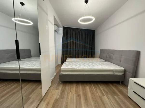 Tirane, jepet me qera apartament 2+1+Ballkon Kati 2, 115 m² 600 € (PRANE FAMED)