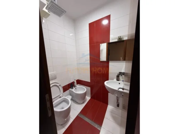 Tirane, shitet apartament duplex 2+1+Studio , Kati 3, 126 m² 270.000 € (KODRA E DIELLIT 1)