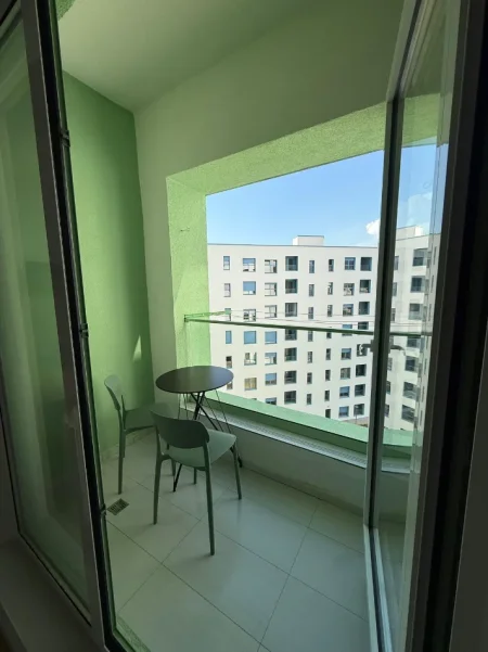 Tirane, jepet me qera apartament 1+1+Ballkon Kati 6, 61 m² 500 € (Mangalem21, Kadiu)