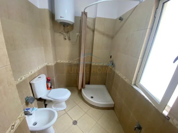 Tirane, jepet me qera apartament 1+1 Kati 3, 64 m² 500 € (RRUGA BILL KLINTON)