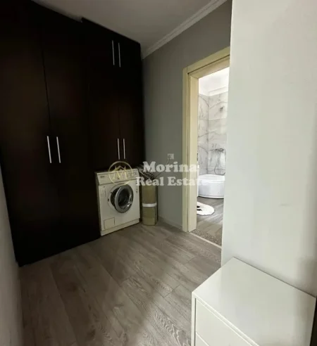 Tirane, jepet me qera garsonier Kati 6, 42 m² 350 € (Casa Italia)