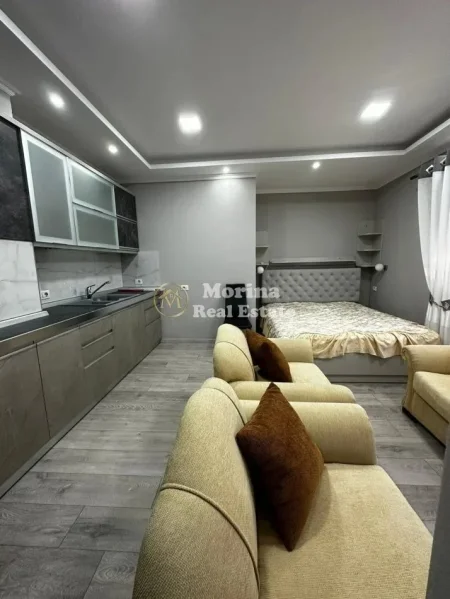 Tirane, jepet me qera garsonier Kati 6, 42 m² 350 € (Casa Italia)