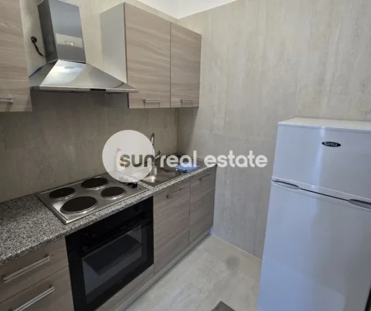 Shkoder, jepet me qera garsonier 1+1 Kati 0, 28 m² 300 € (Truma Dugajeve Të Reja)