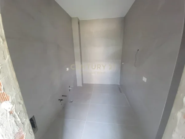 Durres, shes Vile 1+1 Kati 0, 178 m² 780.000 € 
