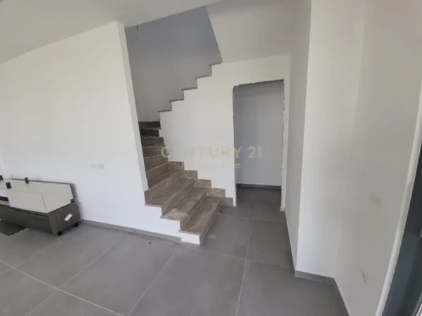 Durres, shes Vile 1+1 Kati 0, 178 m² 780.000 € 