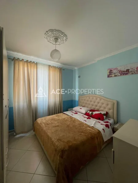 Durres, jepet me qera apartament 2+1+Ballkon Kati 9, 550 € (Plazh, Durres)