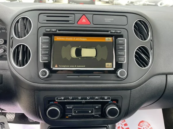 Tirane, shes makine Vw Golf 6 Plus Nafte, blu manuale Klima 182.000 km 5.700 €