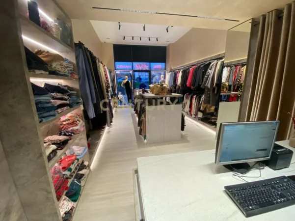 Tirane, shitet ambjent biznesi Kati 0, 46 m² 276.000 € (Rruga Marie Kraja)