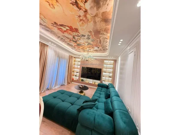 Tirane, jepet me qera apartament 2+1 Kati 2, 116 m² 1.400 € (Green City)