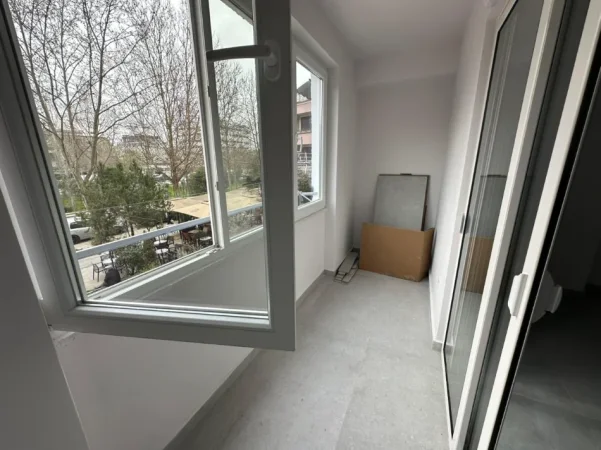 Tirane, jepet me qera apartament Kati 1, 103 m² 1.300 € (Rruga Stiki Cico)