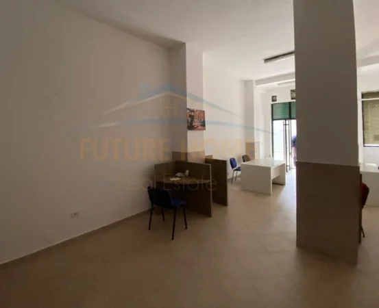 Qira, Ambient Biznesi, Ish Ekspozita, Tiranë