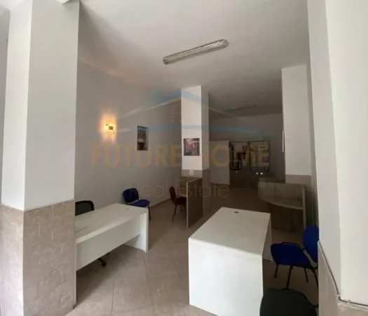 Qira, Ambient Biznesi, Ish Ekspozita, Tiranë